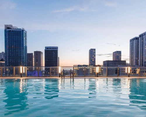 rooftop-pool